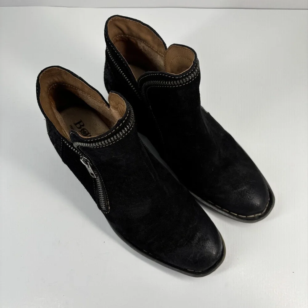 Born Malta Women's US 6.5M Black Distressed Suede Leather Zip Moto Bootie Casual